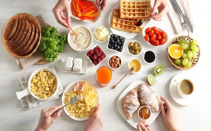  Śniadanie. Najważniejszy posiłek dnia?    