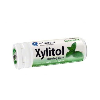 Miradent Xylitol, guma do żucia z ksylitolem, smak zielonej mięty, 30 sztuk - zdjęcie produktu