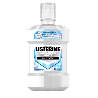 Listerine Advanced White, płyn do płukania jamy ustnej, łagodny smak, 1 l - zdjęcie produktu