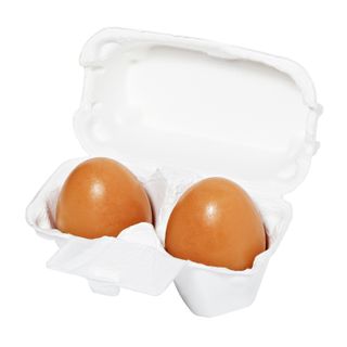Holika Holika Red Clay Egg Soap, mydełko do twarzy z ekstraktem z czerwonej glinki, 2 x 50 g - miniaturka 2 zdjęcia produktu
