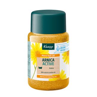 Kneipp Arnica Active, kryształki do kąpieli z soli mineralnej, arnika, 500 g - zdjęcie produktu