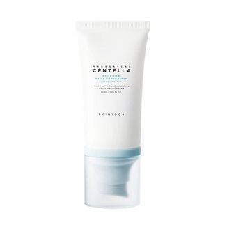 Skin1004 Madagaskar Centella Hyalu-Cica, lekki krem nawilżający z efektem rozświetlenia, SPF 50+, 50 ml - zdjęcie produktu