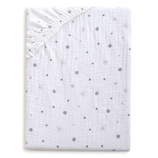 BabyMatex, prześcieradło muślinowe z gumką 60 cm x 120 cm, Muslin Design, białe w autka - zdjęcie produktu
