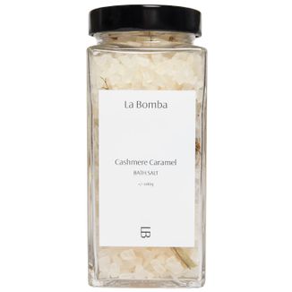 La Bomba Cashmere Caramel, sól do kąpieli, 680 g La Bomba Cashmere Caramel, sól do kąpieli, 680 g - zdjęcie produktu