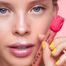 Zestaw Nuxe Very Rose, nawilżające serum powiększające usta, 8 ml + etui z breloczkiem - miniaturka 3 zdjęcia produktu