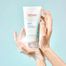 Cell Fusion C Low pH, nawilżająca pianka do oczyszczania skóry, 165 ml - 2 Cell Fusion C Low pH, nawilżająca pianka do oczyszczania skóry, 165 ml - miniaturka 2 zdjęcia produktu