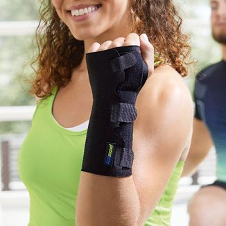 Actimove Sports Edition, orteza stabilizująca nadgarstek lewy lub prawy, z szyną, czarna, rozmiar M, 1 sztuka - 9 Actimove Sports Edition, orteza stabilizująca nadgarstek lewy lub prawy, z szyną, czarna, rozmiar M, 1 sztuka - 9 - zdjęcie produktu