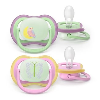 Philips Avent Ultra Air Nighttime, ortodontyczny smoczek uspokajający, świecący w ciemności, 6-18 miesięcy, 2 sztuki Philips Avent Ultra Air Nighttime, ortodontyczny smoczek uspokajający, świecący w ciemności, 6-18 miesięcy, 2 sztuki - zdjęcie produktu